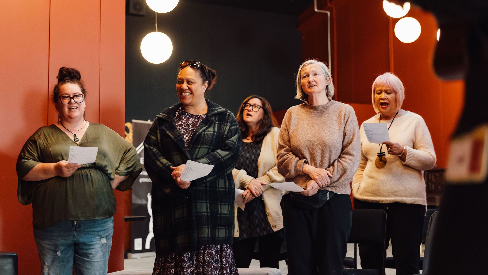 Whakawhanaungatanga | Poi & Waiata Sessions